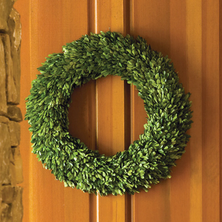 Wreaths & Accents