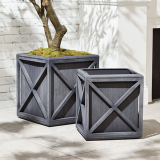 Outdoor Pots & Planters
