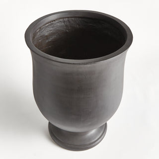 FIBRECLAY JOSIE ROUND FOOTED PLANTER