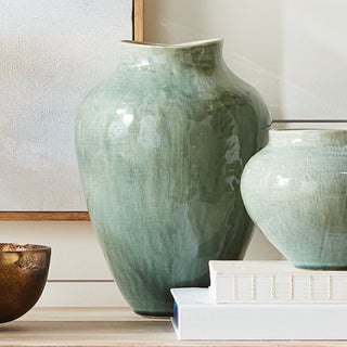 BARCLAY BUTERA OJAI VASE SMALL