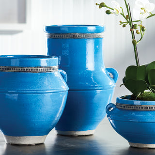 TUSCAN FARMHOUSE CLASSIC URN WITH HANDLES